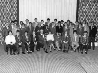 1978 group photo in 1982 - 1.jpg (250323 bytes)